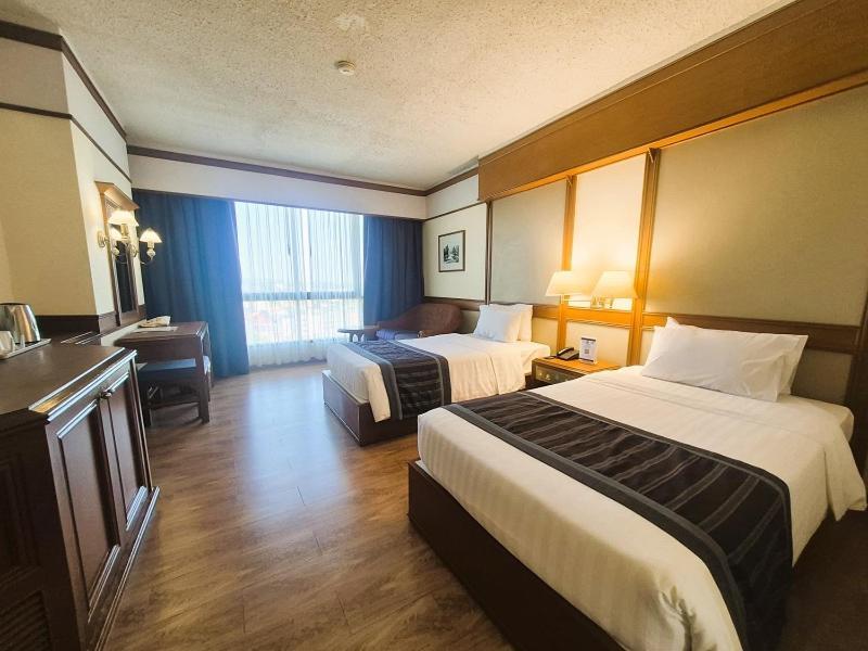 Cholchan Pattaya Beach Resort - Sha Extra Plus Luaran gambar