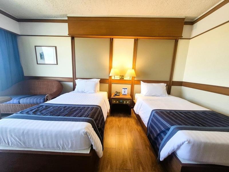 Cholchan Pattaya Beach Resort - Sha Extra Plus Luaran gambar