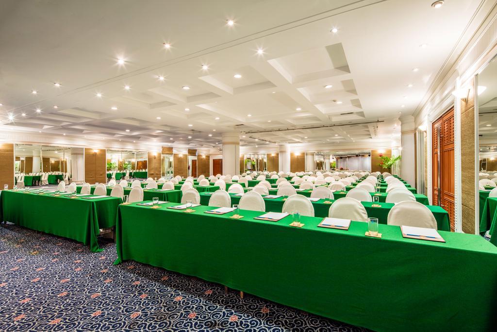 Cholchan Pattaya Beach Resort - Sha Extra Plus Luaran gambar Meeting room