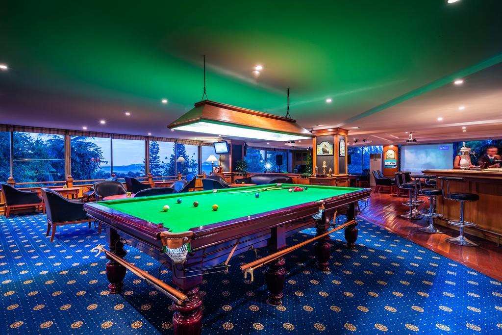 Cholchan Pattaya Beach Resort - Sha Extra Plus Luaran gambar The Snooker Room